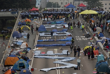 Fackliga ledare greps när Hongkongprotesterna slogs ned