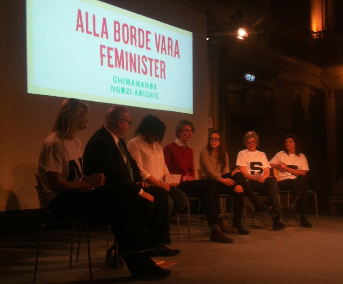 Facket med och delar ut feministbok till elever