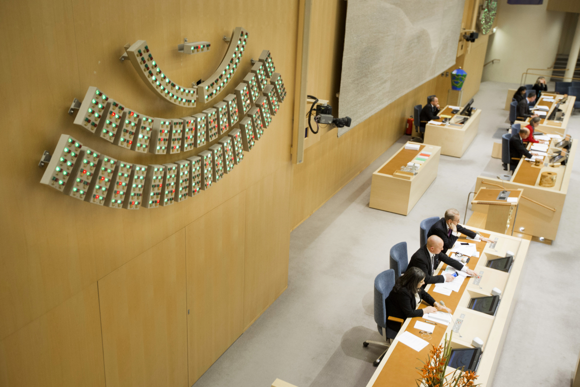 Finansutskottet: Säg nej till kollektivavtalskrav i upphandling