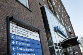 Alla landsting ska försöka bli av med inhyrd personal senast 2018
