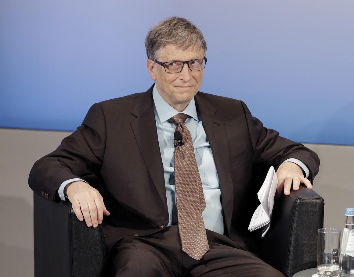 Bill Gates vill beskatta robotar – svensk professor sågar idén