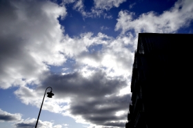 ”Icke-kollaps av bostadspriserna betyder inte att systemet är sunt”