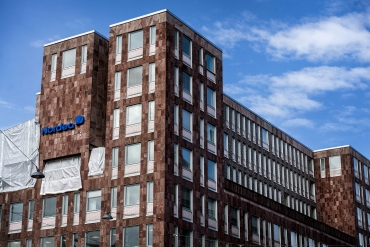 Osäkert om EU-anmälan fördröjer bankavgifter