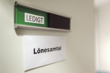 Lönespridning i fokus för kvinnodominerade yrken