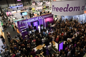 Hoten som fräter sönder samhället