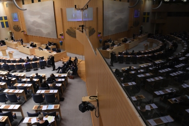 Enkla jobb åt ”enkla” människor lika fel i dag