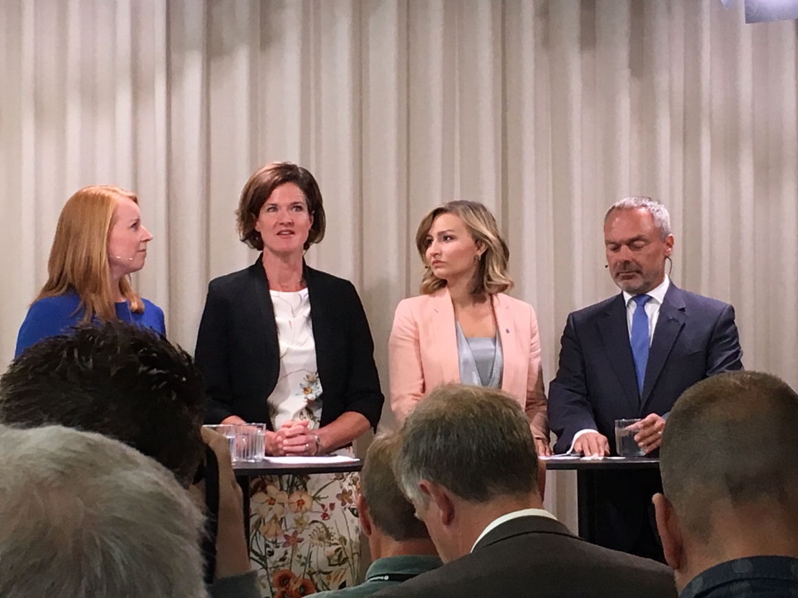 Alliansen: Ny anställning med lägre lön åt unga och nyanlända Alliansen: Ny anställning med lägre lön åt unga och nyanlända