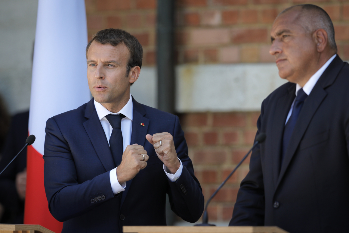 Macron slåss för hårdare utstationeringsregler