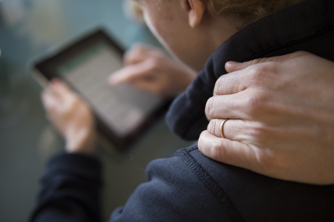 Internet kan ge barn en digital klasstämpel