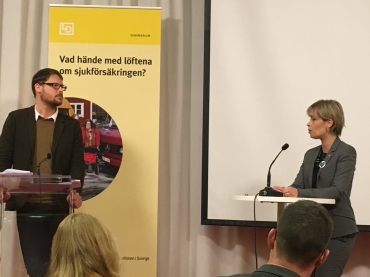 Annika Strandhäll (S) lovar bättring – efter julledigheten