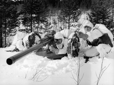 Försvarsberedningen överger Stockholm – retirerar in i fjällen