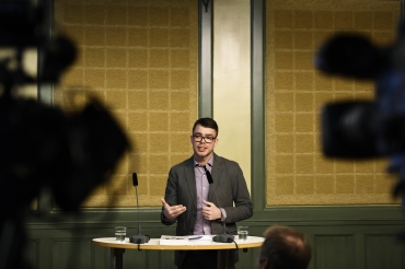 Parterna sågar förslaget om utvecklingsledighet