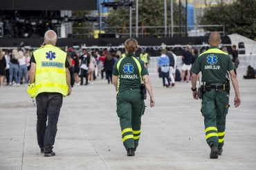 Alla partier vill ge professionerna mer inflytande i välfärden