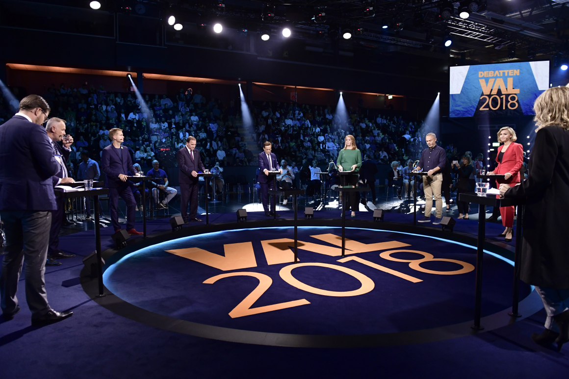 Unik valkompass ‒ se om du vill bränna Riksdagen