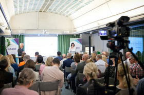 Jobbstress oroar mer än hot mot demokratin