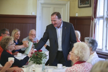 Regeringen får bakläxa om tjänstepensioner