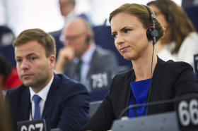EU:s kristdemokrater vänder sig emot egna förslaget om minimilöner