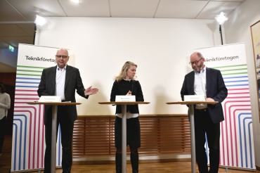 De vill se låga löneökningar och flexibel semester