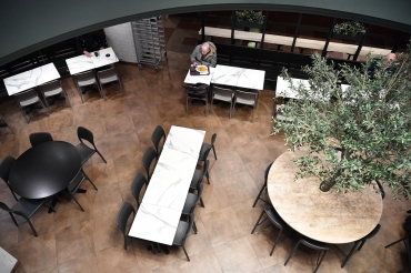 LO och Almega vill att staten ökar stödet i korttidsarbeten