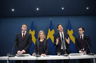 Gärna krisstöd, men nu behövs långsiktighet