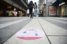 Handelskammarens experter: ”Använd munskydd”