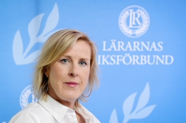 Lärarnas Riksförbund går egen väg med utredning