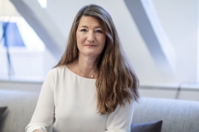 Svenska vd:ar tjänar 60 gånger mer än vårdpersonal