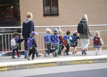 Förskollärare, sjuksköterskor och socialsekreterare drabbade av covid-19 på jobbet
