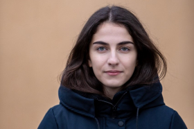 Sorgligt att heilande får fler klick än våld mot kvinnor