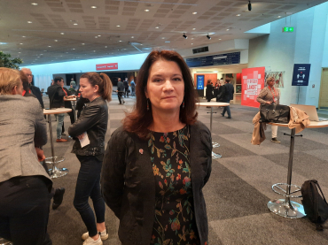 Ann Linde: ”Lokalanställda kommer inte att få samma villkor som svensk personal”