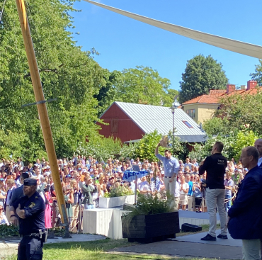 Jimmie Åkesson (SD): ”Betala lön till den som utbildar sig till polis”