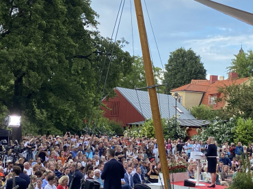 Magdalena Andersson (S): ”Det finns bara en garanti för ordning och reda i svensk ekonomi”