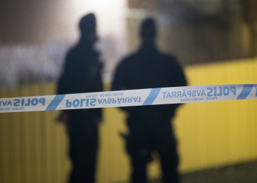 Kriminella gäng gömmer sig bakom företag – viktigt att enskilda tjänstemän får stöd