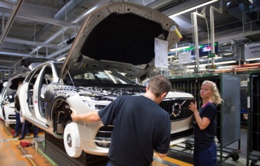 Volvo Cars varslar 1 300 tjänstemän