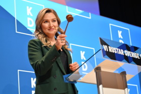 Unionens bedrägeridömda ex-chef går till Kd