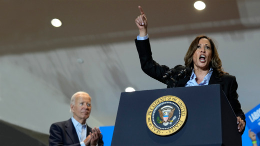 Så ska Kamala Harris hålla igång Joe Bidens kamp för facken