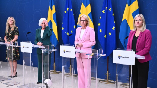 Hårdare sjukregler stoppas av SD