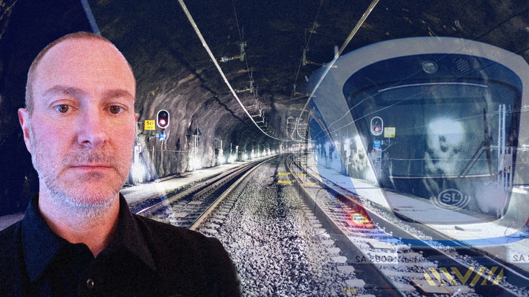 Pendelresenärer i kolmörker när tåg fastnade i risktunnel