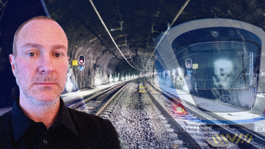 Pendelresenärer i kolmörker när tåg fastnade i risktunnel