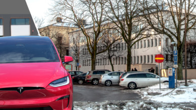 Facket om Teslas nya skyltgrepp: ”Envist ideologiskt” 