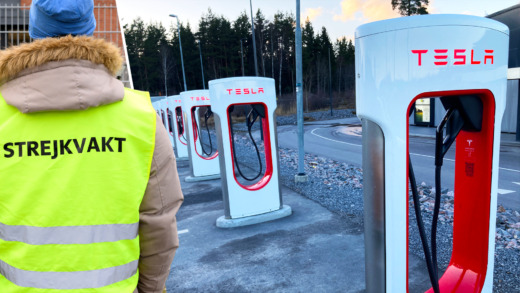 Tesla krävde strejkbryteri – får nobben av bolag och myndighet