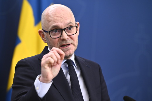 Kommuner ska ordna aktiviteter för arbetslösa – splittrar facken