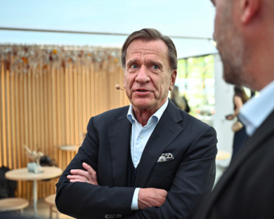 2 500 tjänster i fara när Volvo Cars skär ner
